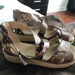 Michael kors strappy espadrille sandals size 7